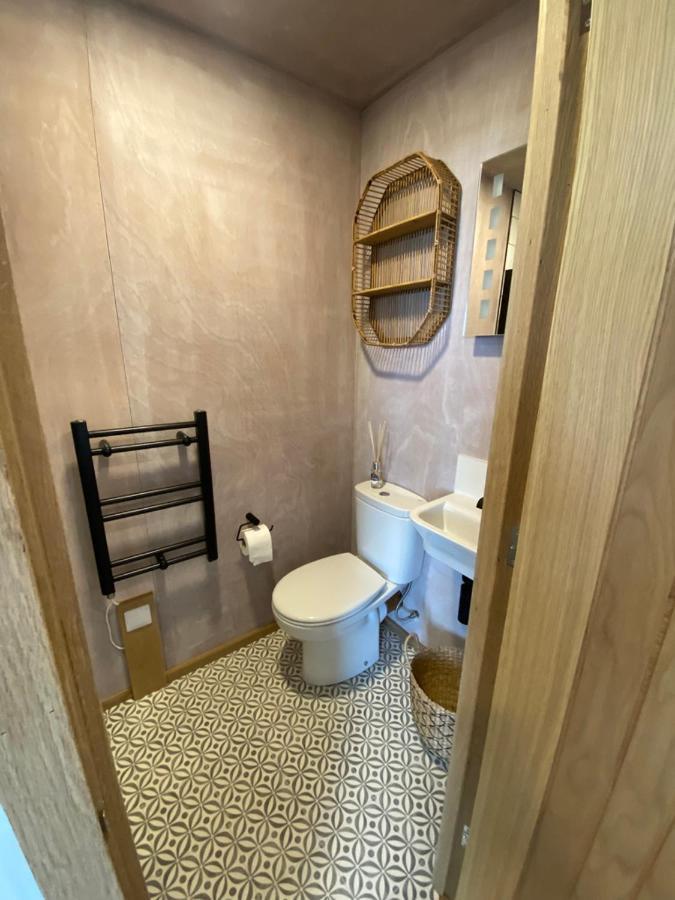 Unique Luxurious Cabin On Sea View Working Croft Garrabost Екстериор снимка